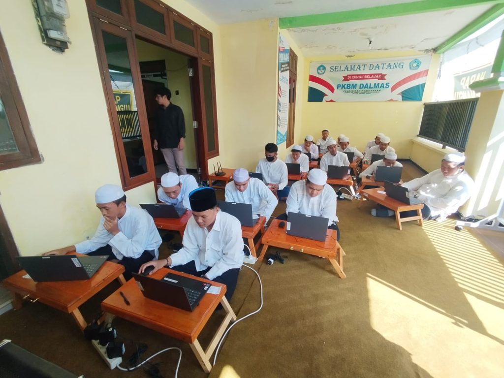 Pilihan Pembelajaran Kesetaraan di PKBM Dalmas Lawang
