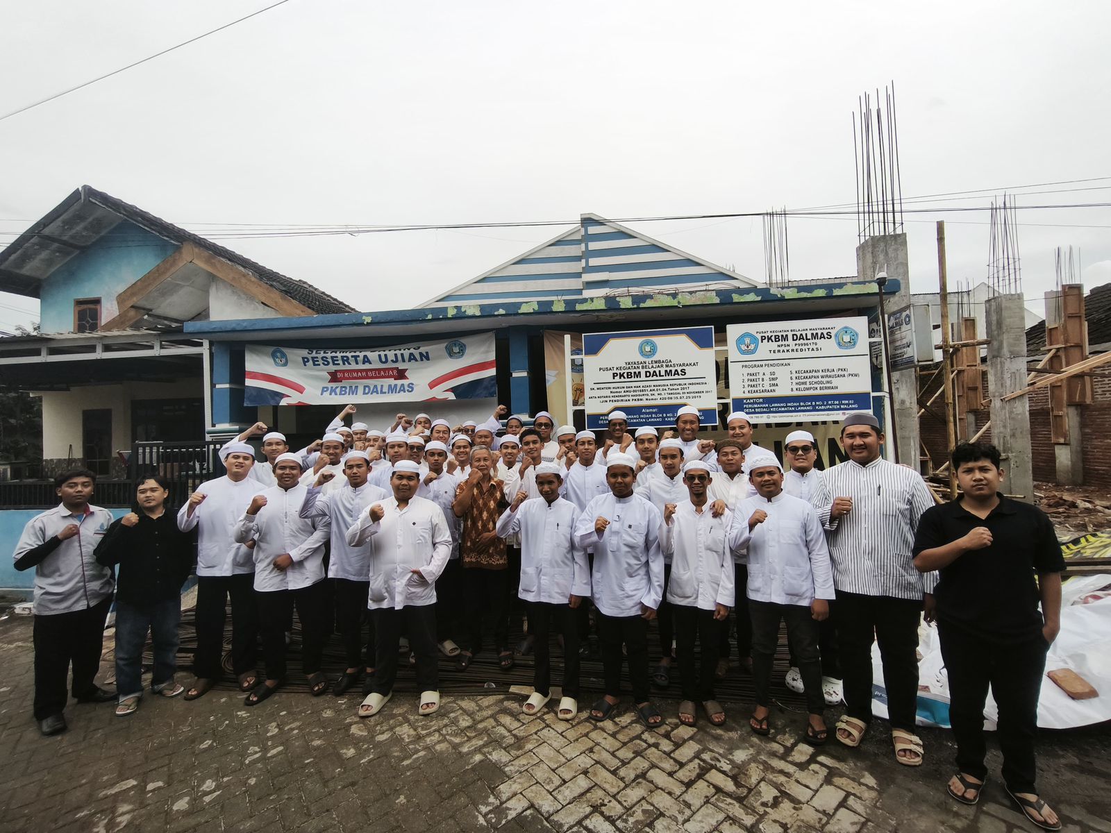 Kegiatan Tes Kemampuan Akademik (TKA) di PKBM Dalmas Lawang: Mengukur Prestasi dan Semangat Belajar Peserta Didik